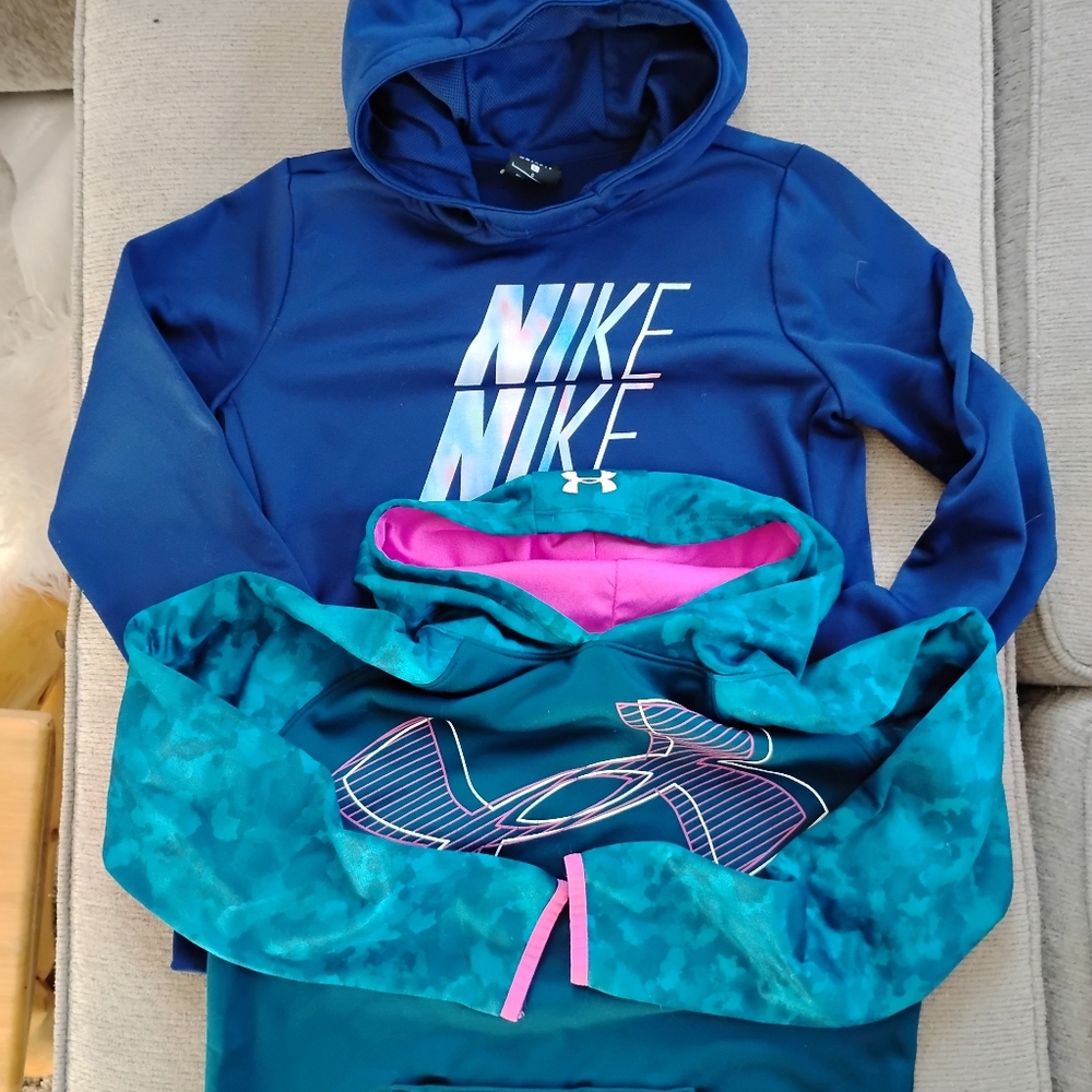 Lot Of 2 Girls Athletic Sweatshirts, Girls Nike Hoodie, Girls Under Armour Large